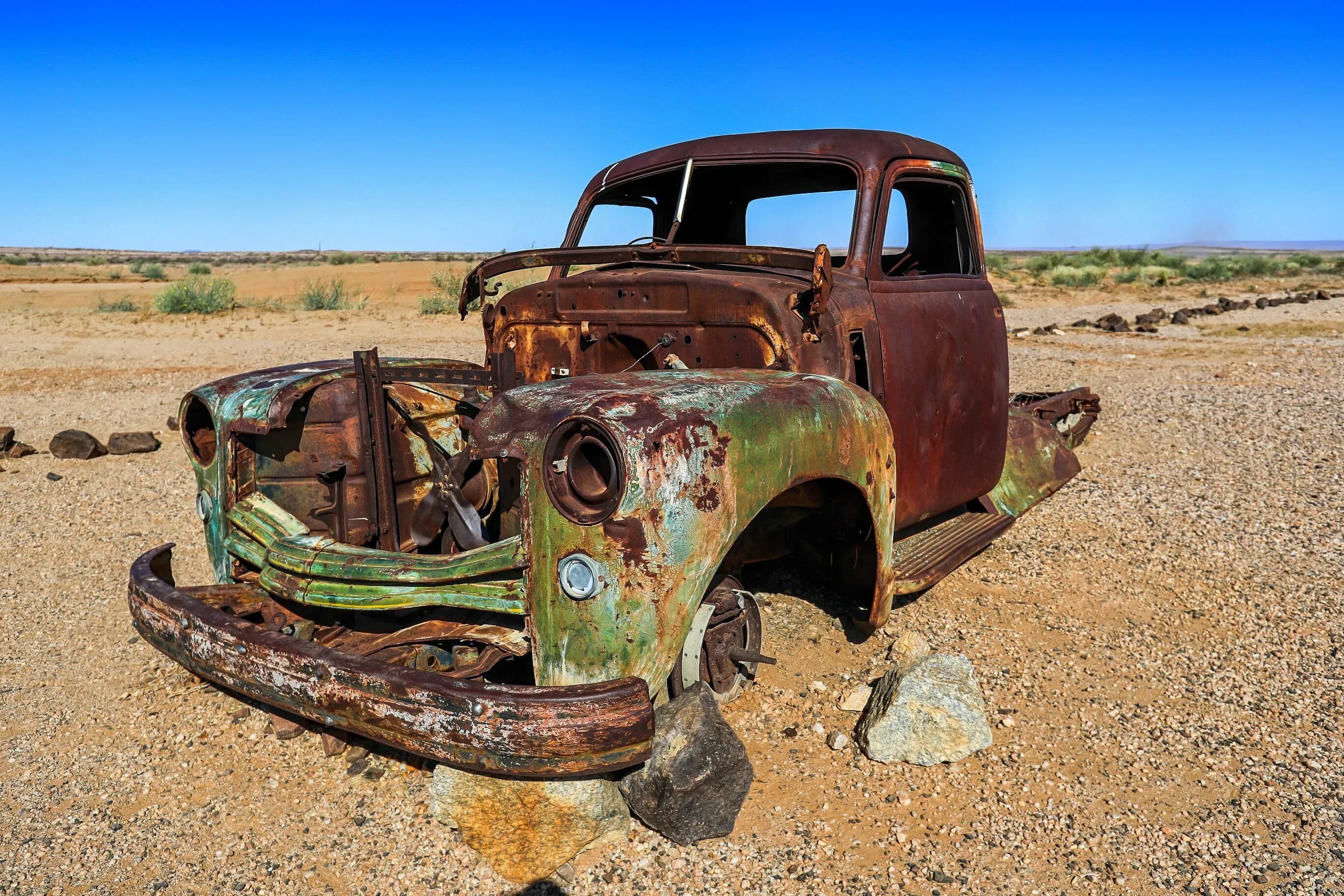 Best old cars. Мэрилендская автосвалка Тони. Заброшенные машины. Ржавая машина. Старые заброшенные машины.