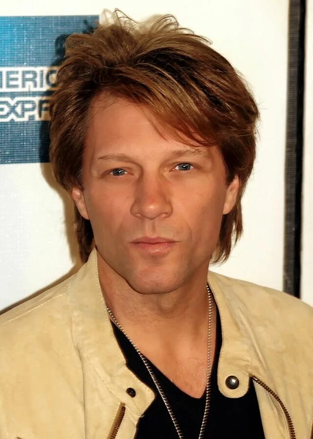 Джон бон джови в молодости. Bon jovi. Джон бон джови 1998. Где бон джови. Джон бон джови группа.