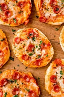 Мини пиццы из готового теста