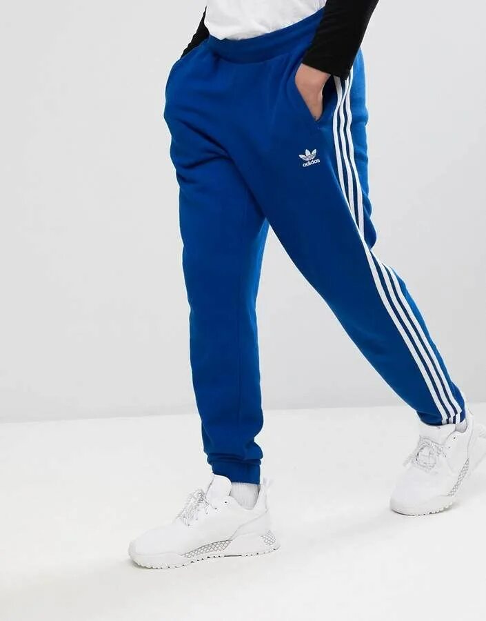 Штаны adidas essentials 3 stripes. Спортивные штаны адидас с полосками. Adidas three stripes штаны. Спортивные штаны адидас. Adidas 3 stripes брюки.