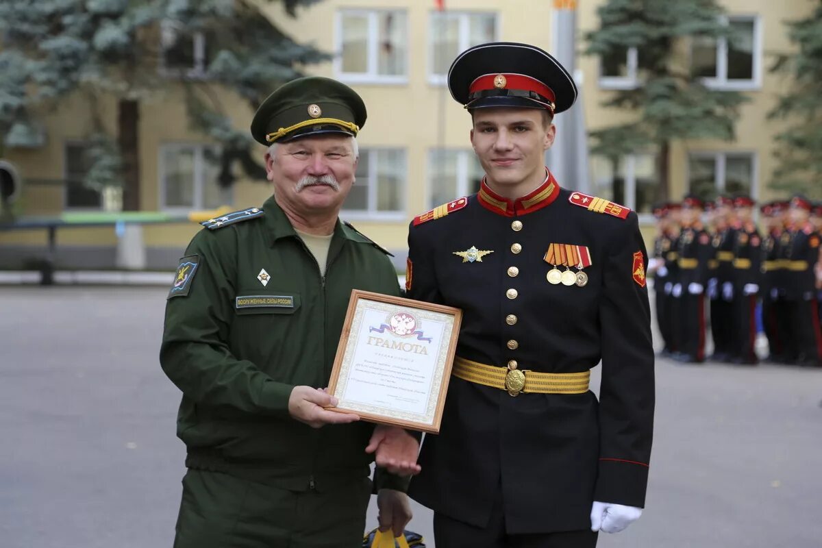 Тверское сву. Тверское Суворовское училище. Суворовское военное училище Тверь. Тверское Калининское Суворовское военное училище. Суворовское Калининское училище в Твери.