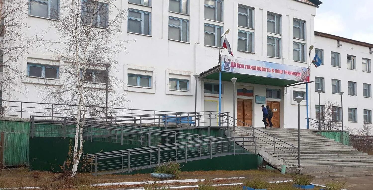 Амгинская восьмилетняя школа. Сош олекминск. Улахан мунку олекминск. Сош олекминск. Школа номер 4 город олекминск фото.