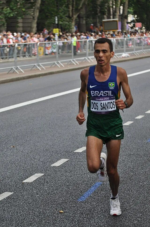 Olympics marathon. Olympics marathon. Стильные марафонцы. Медаль забега в лондоне. Фон для марафона по английскому.