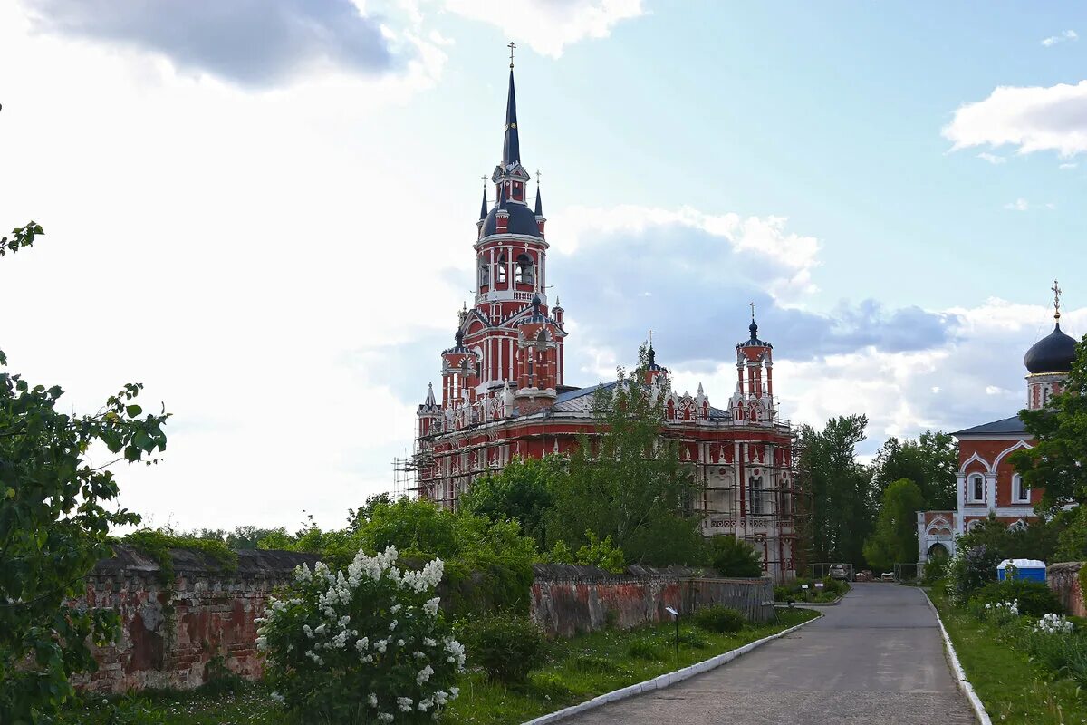 Можайск кремль. Можайский кремль можайск. можайский кремль можайск достопримечательности. можайский кремль мост.
