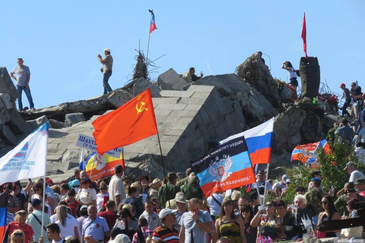 Саур могила 2014. Саур могила. саур могила бои 2014. донбасс саур могила. донбасс 2014 саур могила.