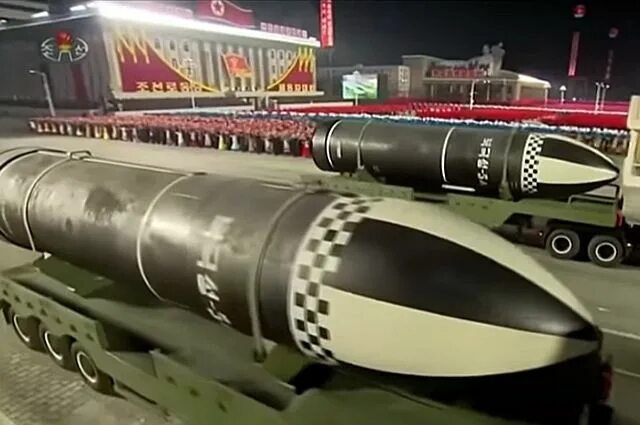 Ракета мбр ур-100н уттх. Самая сильная ядерная ракета. Самая сильная ядерная ракета. Самая сильная ядерная ракета. Сс18 ракета сатана.