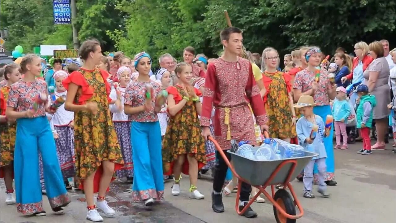 Погода гисметео советск кировская. День города Советск Кировская область. Население города Советск Кировской области. Кировская Советск РДНТ. Советск день города.