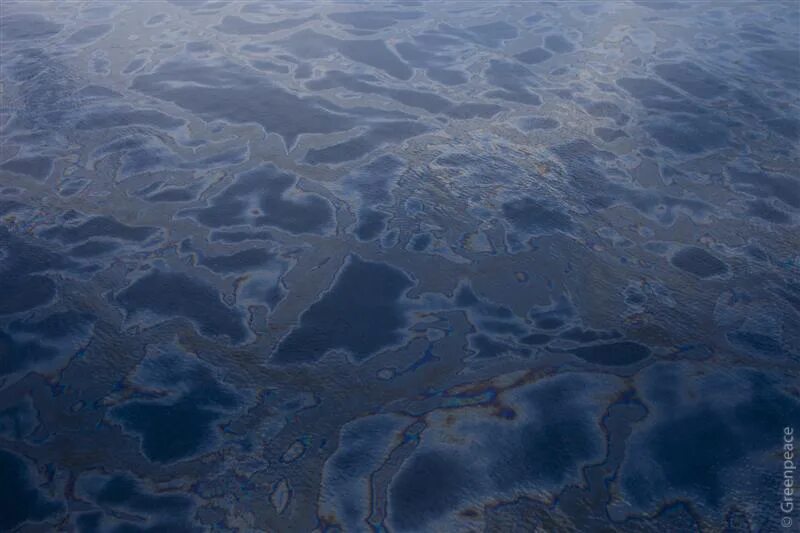 Площадь загрязнения мирового океана. Разлив нефти в мексиканском заливе из космоса. разлив нефти в бразилии 2000. нефтяное загрязнение мирового океана. нефтяное пятно в мексиканском заливе.