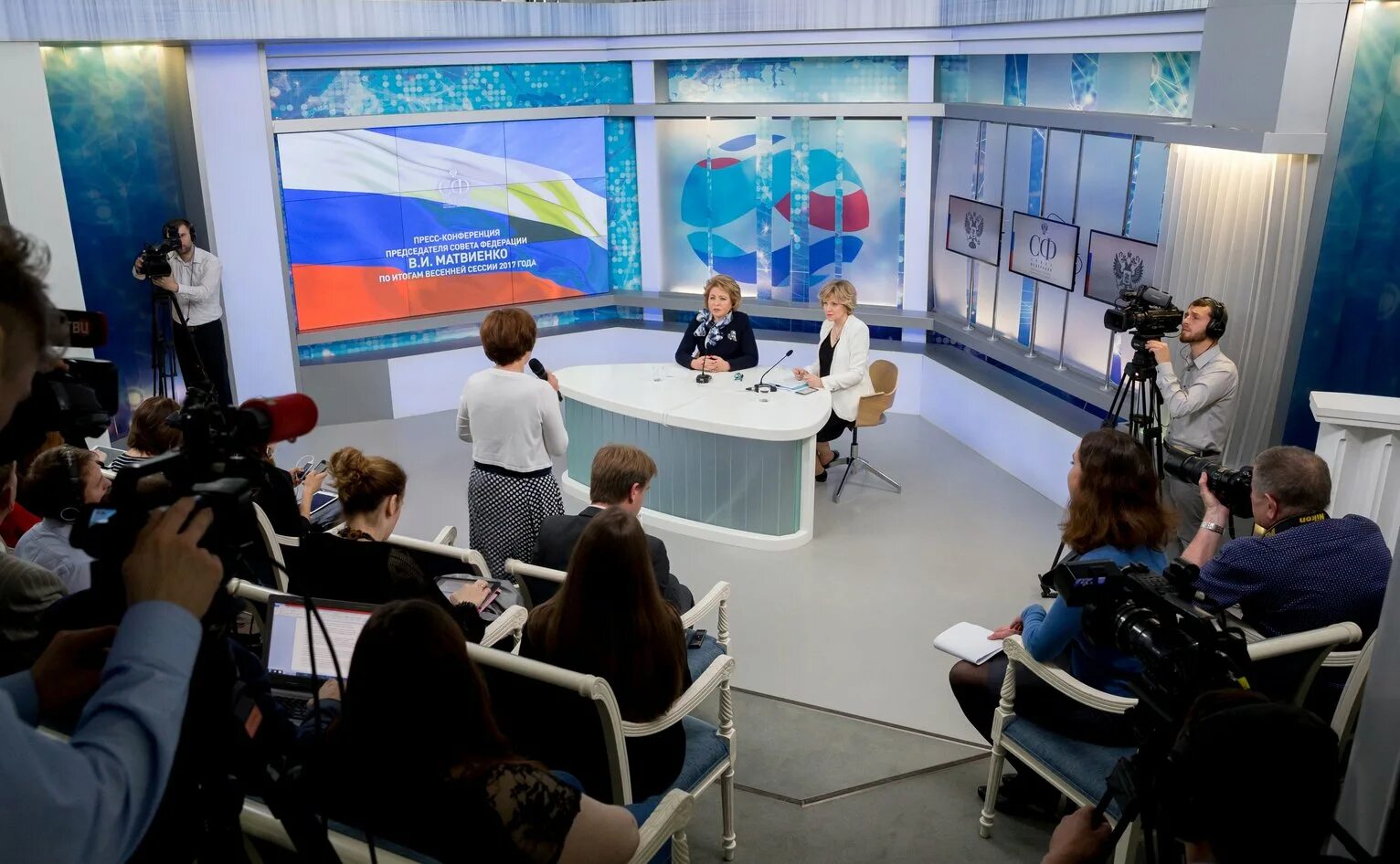 инициативы сенаторов. инициативы сенаторов. инициативы сенаторов. мишустин 2022. матвиенко во владимирской области 2016 год.