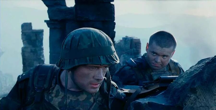 Грозовые ворота полковник галкин. Грозовые ворота лейтенант доронин. Фильм грозовые ворота 1. Михаил пореченков грозовые ворота. Грозовые ворота 2023.