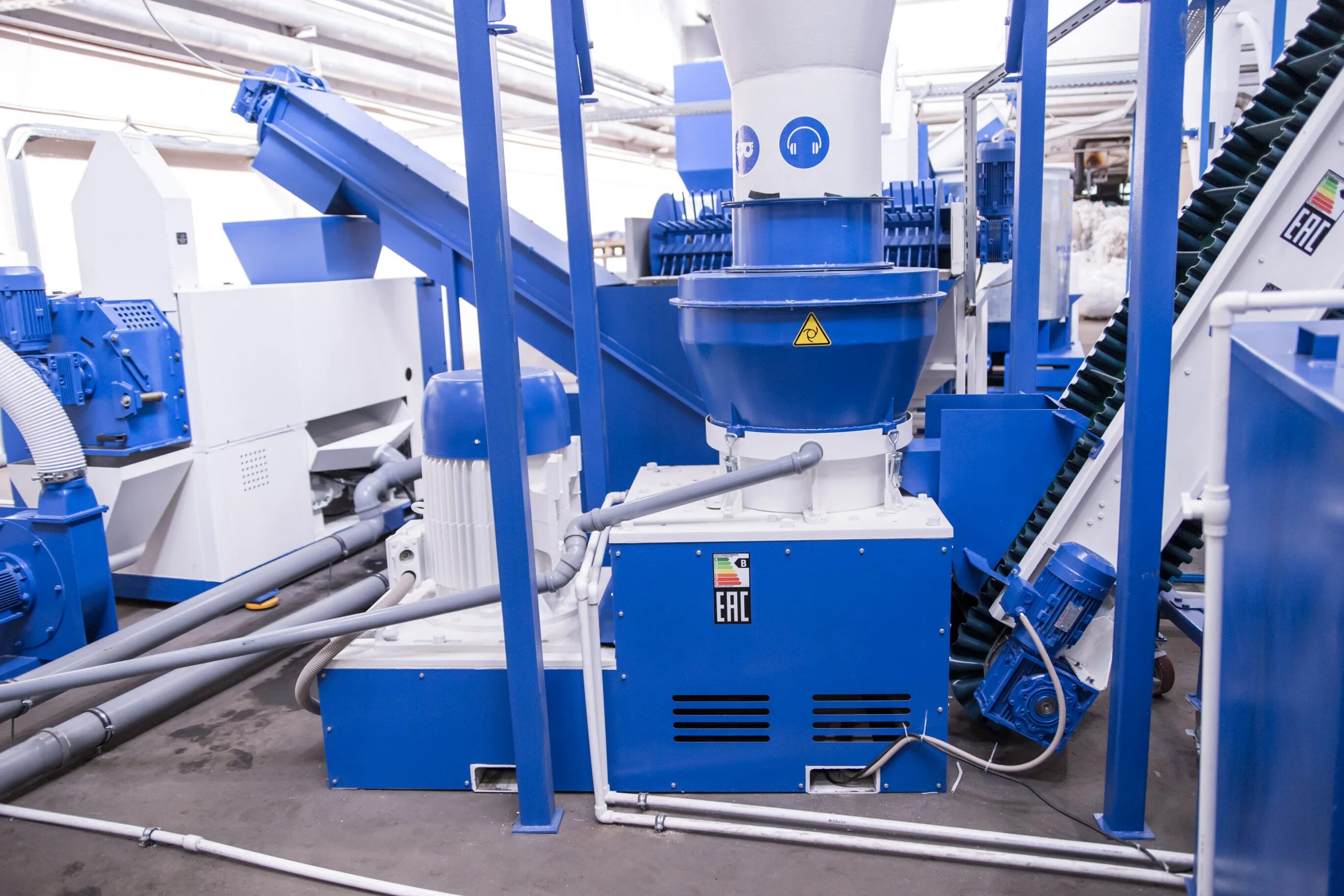 оборудование. промышленное оборудование. оборудование для переработки. электродвигатели в промышленности. промышленное оборудование отзывы.