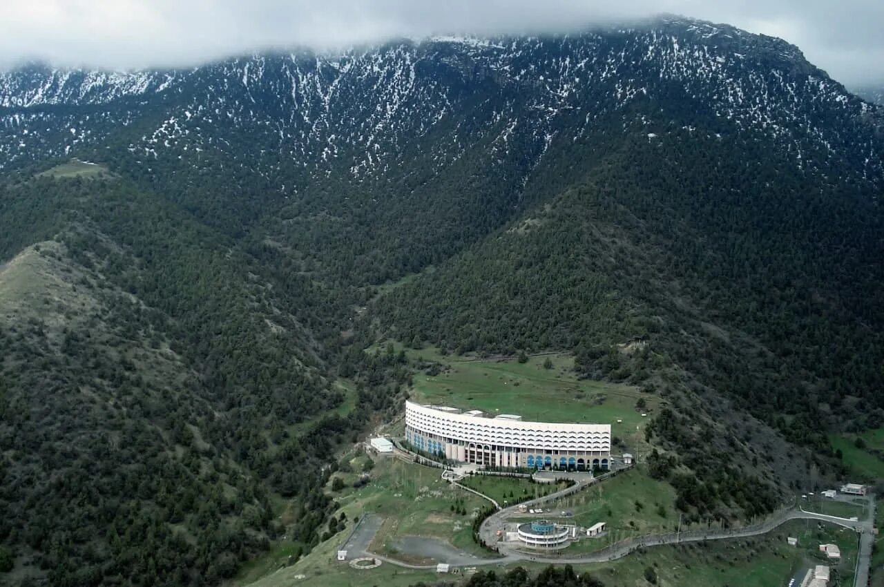 Санаторий заамин узбекистан. Санаторий заамин узбекистан. Санатория зомин узбекистан. Джизак зомин санаторияси. Зомин шахар.