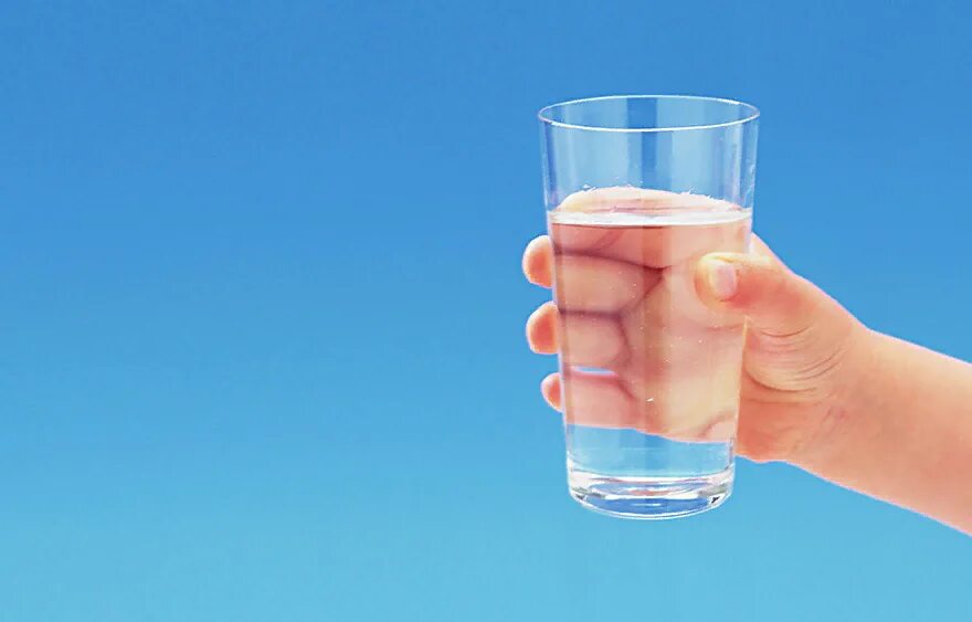 10 дней пить воду. День воды. не забываем пить воду. пейте воду и будьте здоровы. выпивать 2 литра воды в день.