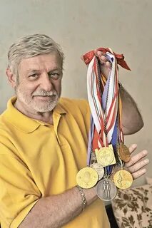 Кратный чемпион