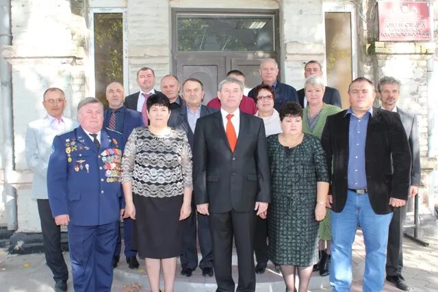 Погода александров морозовский. Администрация Морозовского района. Прокуратура Морозовского района. Администрация Морозовск. Морозовский район Ростовской области.