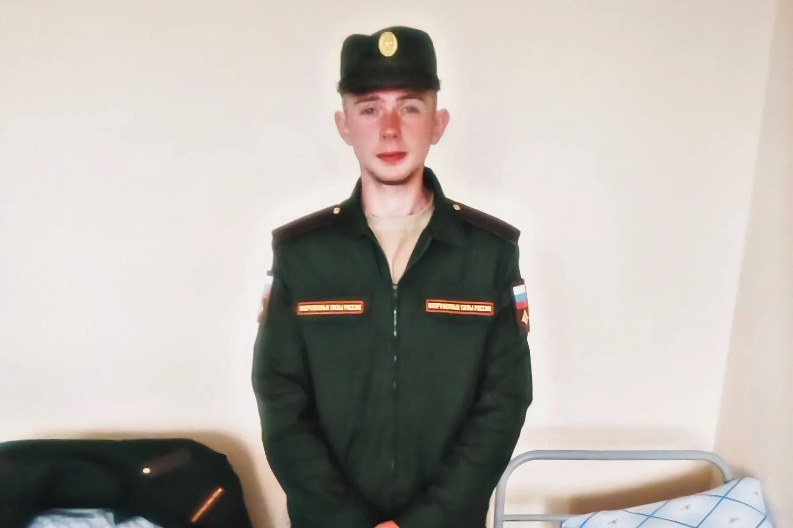 срочник сбежал из воинской части. антон макаров расстрелял сослуживцев. срочник дезертир. срочник расстрелял сослуживцев. срочников.