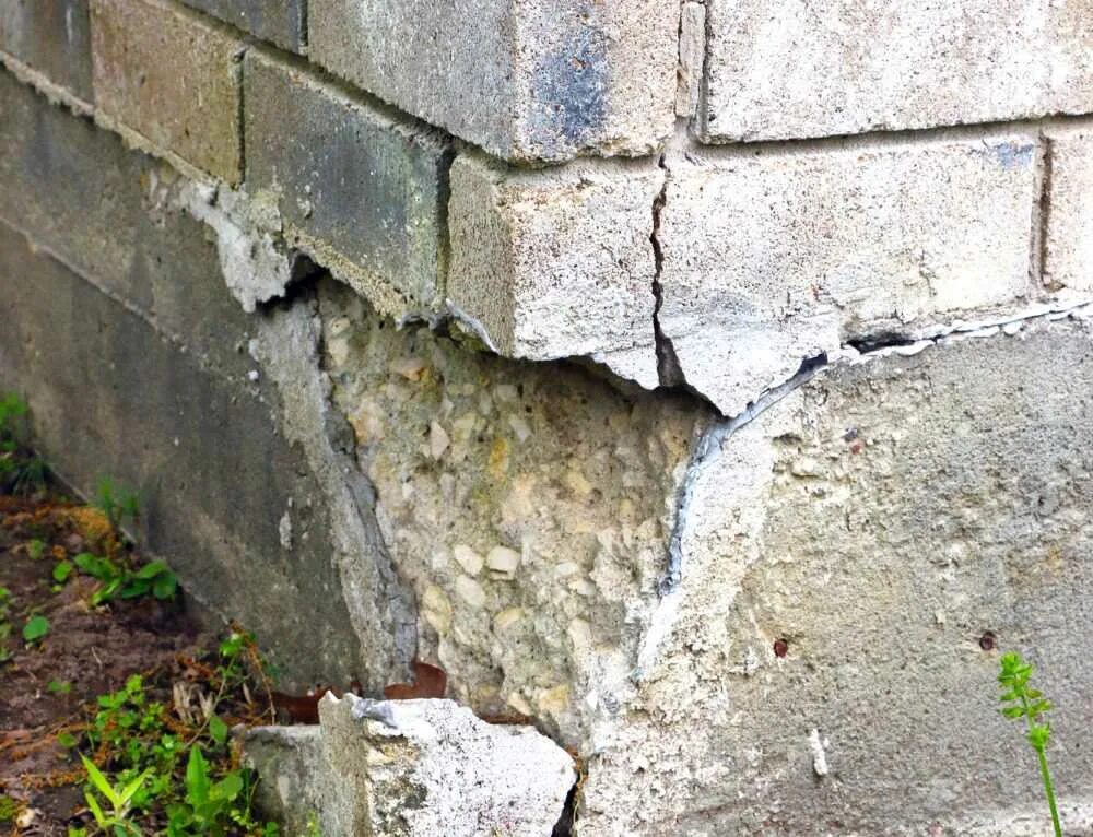 Ленточный фундамент под рядами колонн. Стали тем фундаментом. Типы фундаментов. Типы ленточных фундаментов. Стали тем фундаментом.