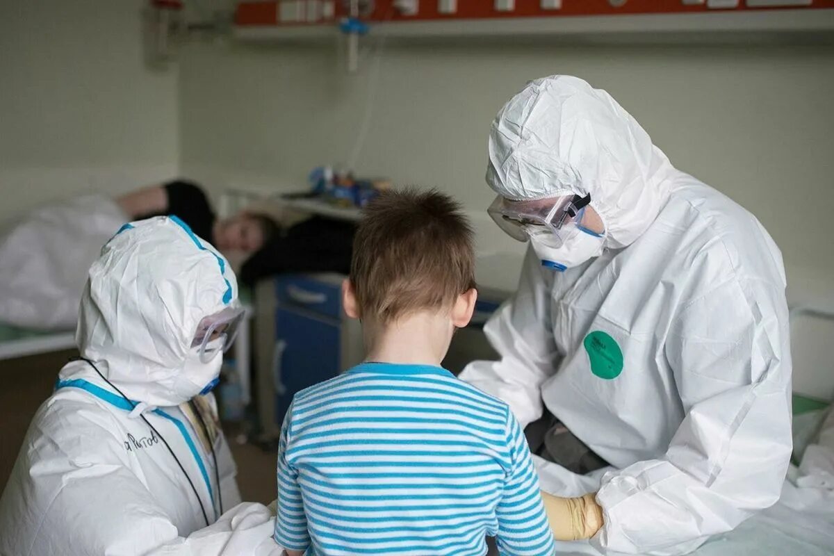 Ковид у детей сегодня. Ковид у детей сегодня. Менингеальный синдром у детей. Госпитализация ребенка. Ковид у детей сегодня.