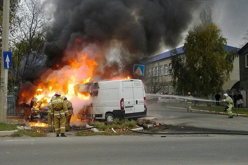 Происшествия в городе. Пожар в Усмани Липецкой области. ЧП В Усмани Липецкой области 48.