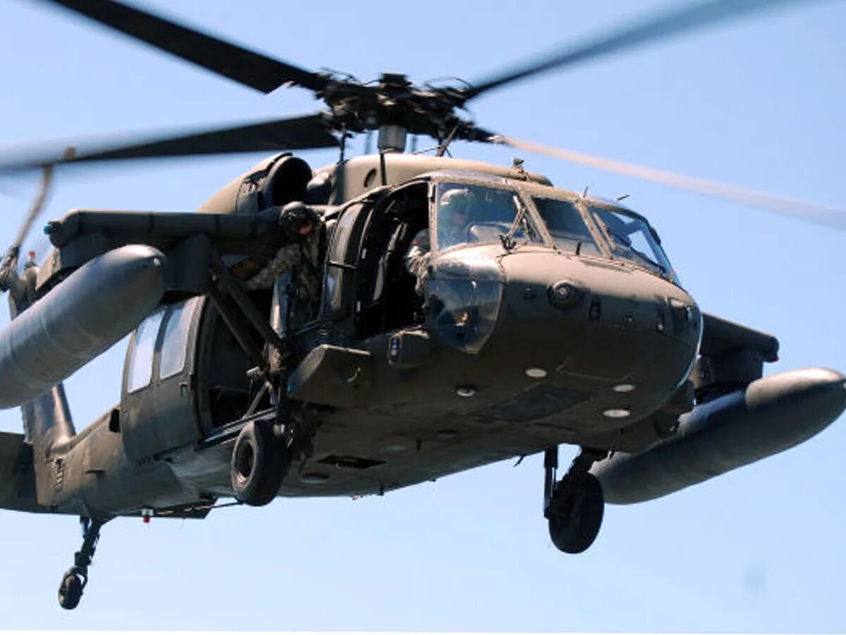 летает вертолет сейчас