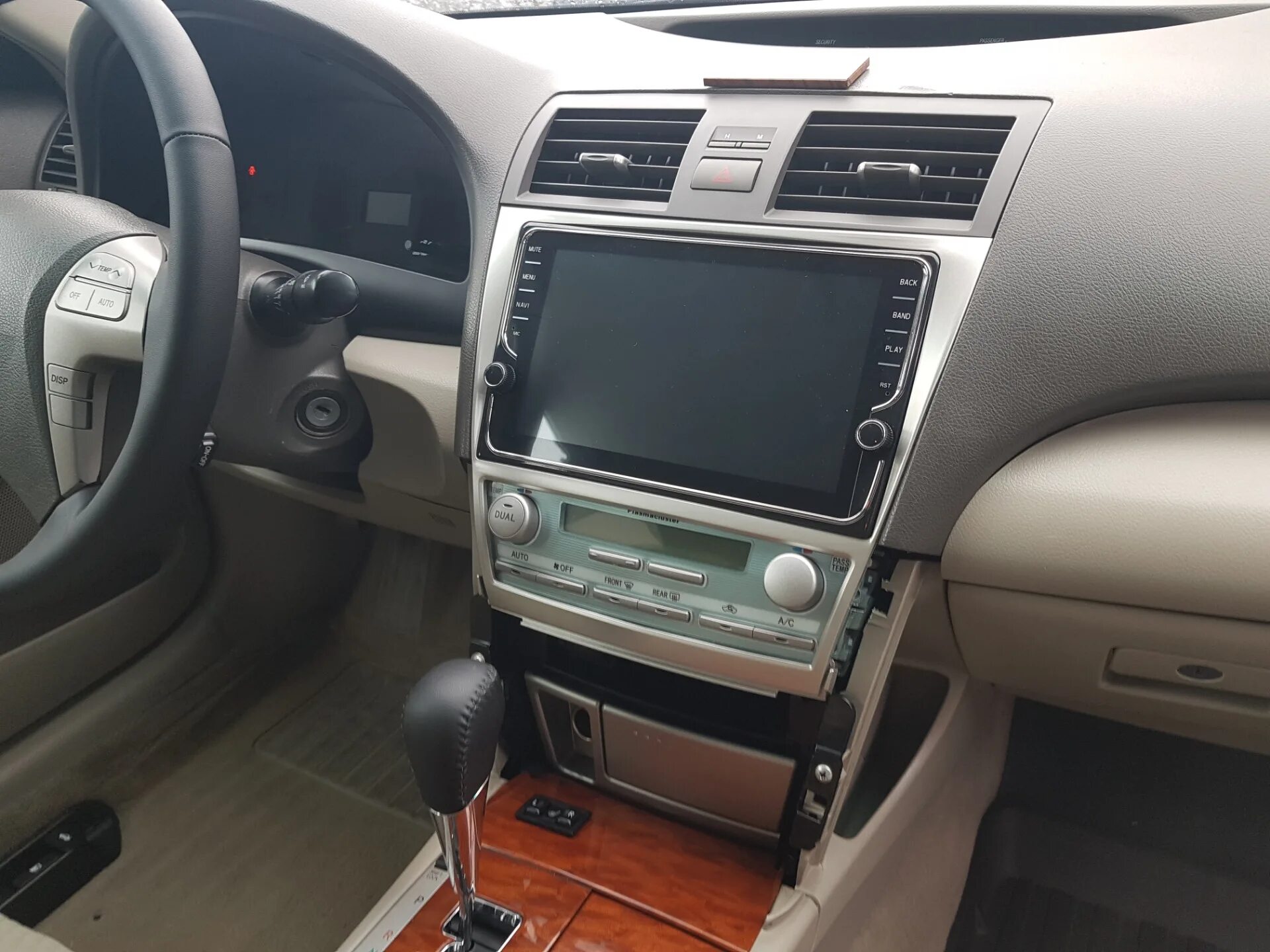 Купить магнитолу камри. Toyota Camry xv40 магнитола. Камри v40 магнитофон 10.2. Магнитола Android Toyota Camry 40. Штатная магнитола Toyota Camry v40.