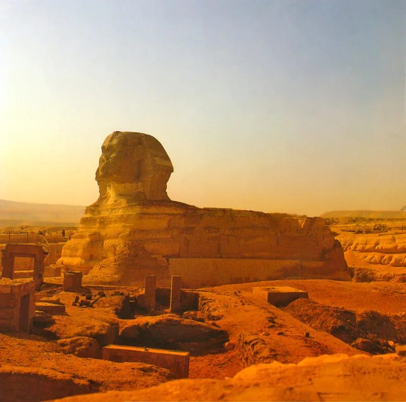 Пирамиды гизы и сфинкс. Миср египет. Египетские достопримечательности пирамида хеопса. Пирамида миср. Засыпанные пирамиды египта.