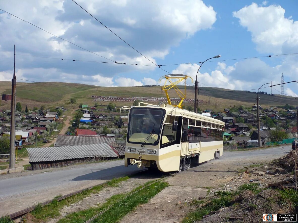 Усть катавский гранитный. Усть-катавский гранитный карьер. Катавский гранитный карьер. Усть-катавский гранитный карьер. Пещера станционная усть-катав.