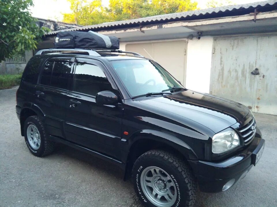 Suzuki Grand Vitara 2 рейлинги. Багажник на крышу Сузуки Гранд Витара 2003. Грант Витара 2005 багажник на крышу. Сузуки Гранд Витара 2004 багажник на крышу.