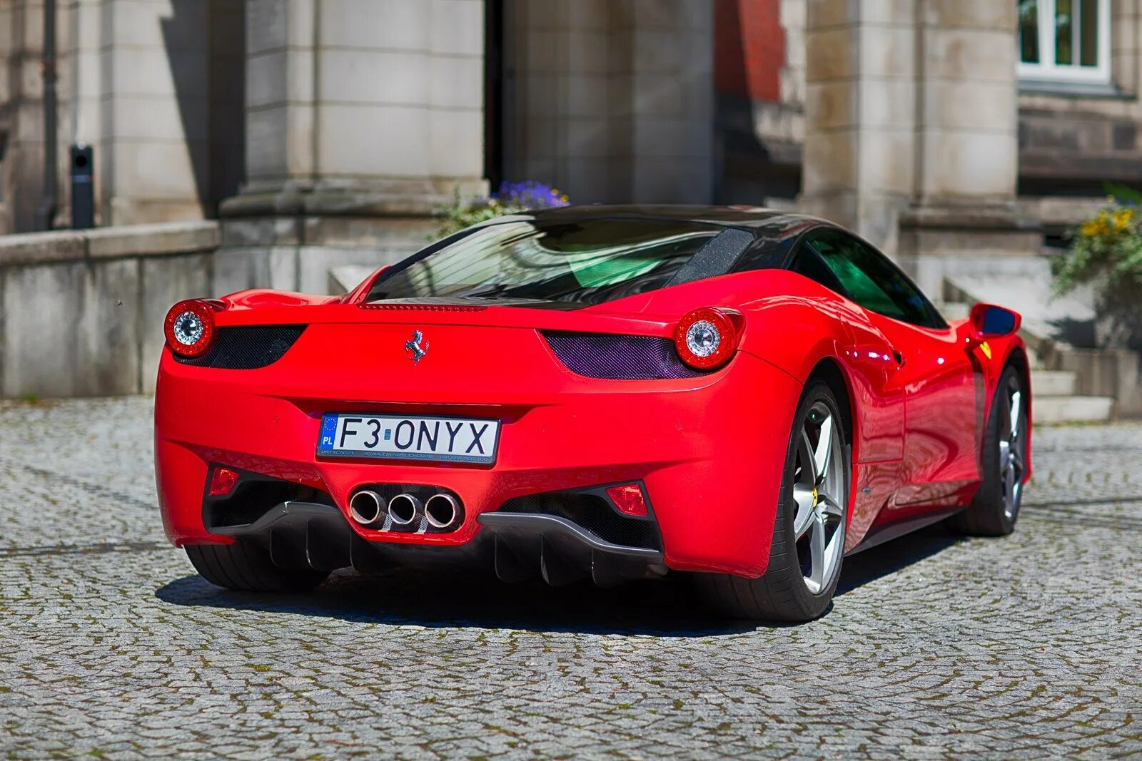 Содержание феррари. Ferrari f458. ferrari 458. феррари 458 италия. ferrari 458 italia сбоку.
