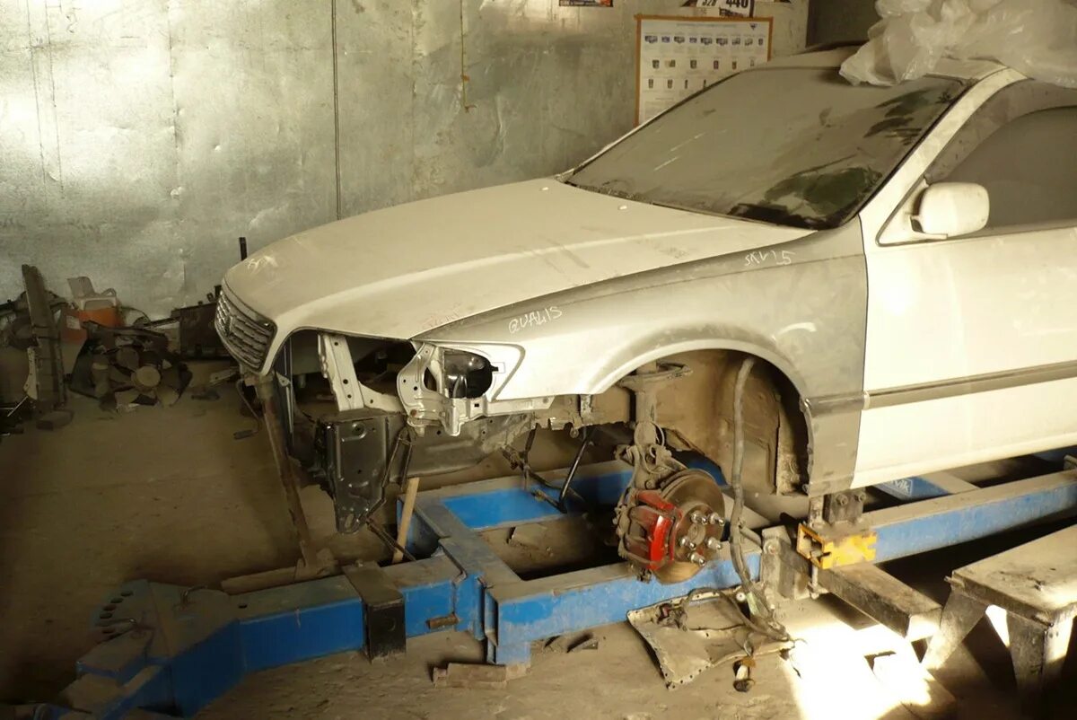 Лонжероны тойота марк 2 90 кузов. Морду лонжерон субару. Лонжерон после дтп. Что такое лонжерон в авто. Лонжерон автомобиля задний.