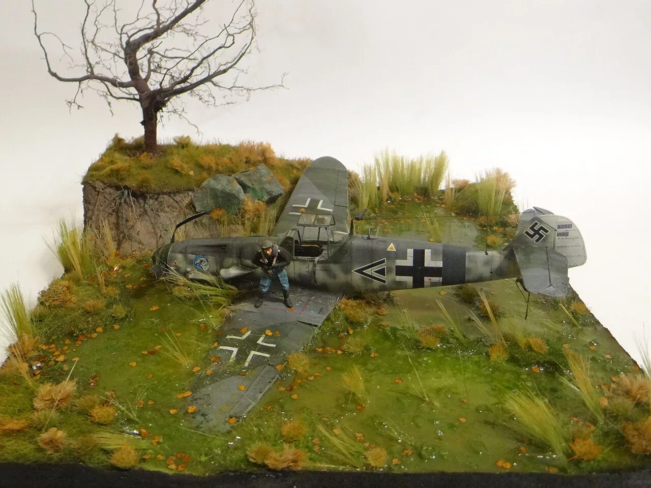 макеты времен вов. Diorama 1/35 второй мировой войны. мессершмидт диорама. диорама база ркка. макет военной техники.
