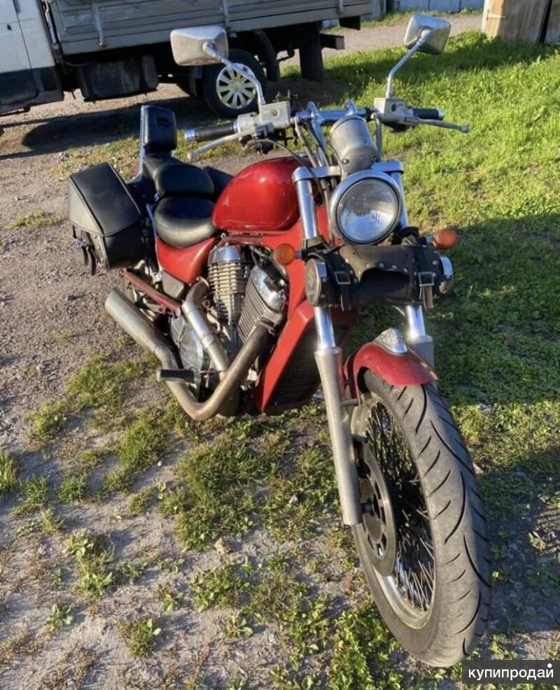 Санкт петербург бу мотоцикл. Suzuki bandit 125. Мотосалон на авиамоторной мегамото. Ямаха р6 2003 год. Мотосалон драйвбайк.