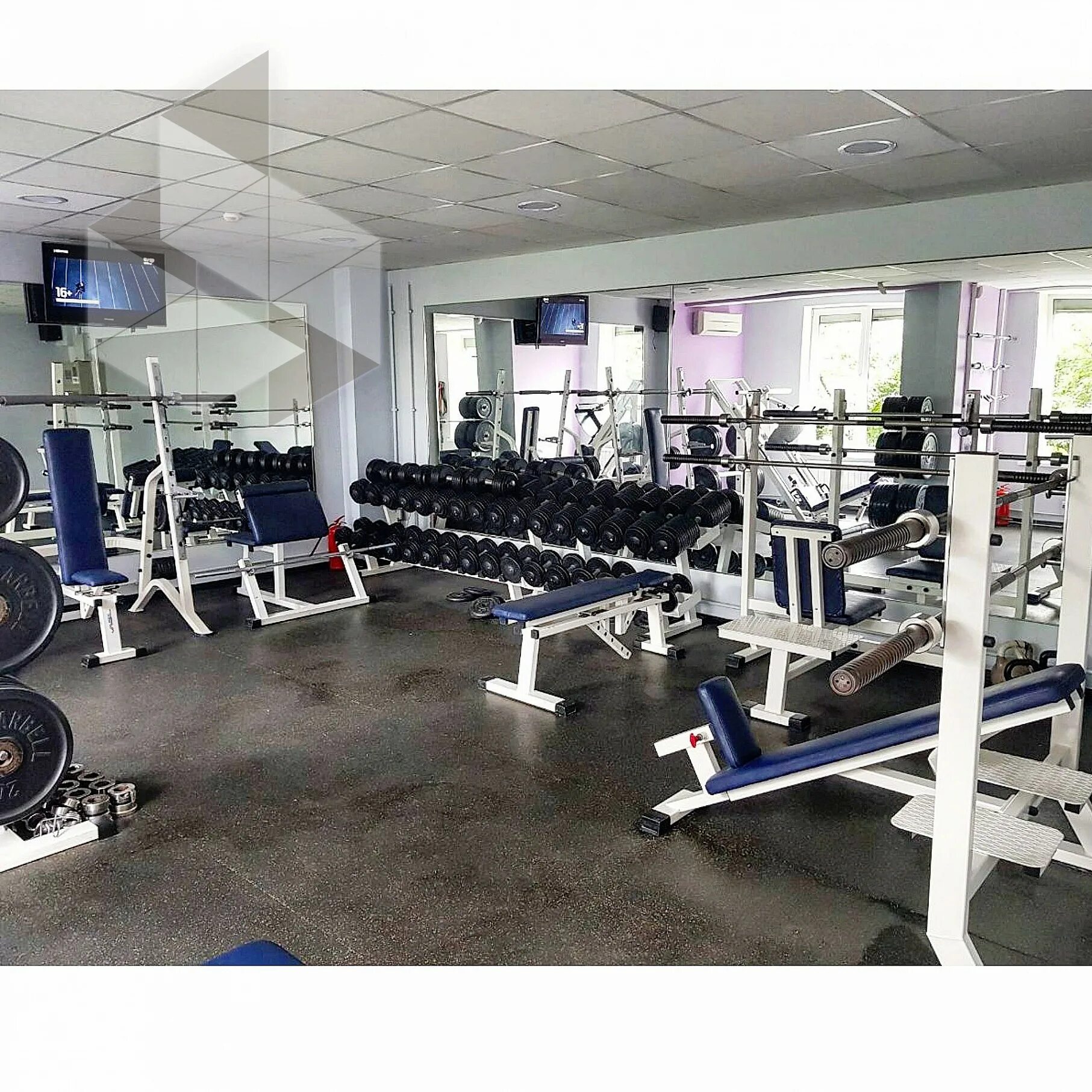 Re gym. Спортзал regym кемерово. спортзал gym самара. кроха джим.