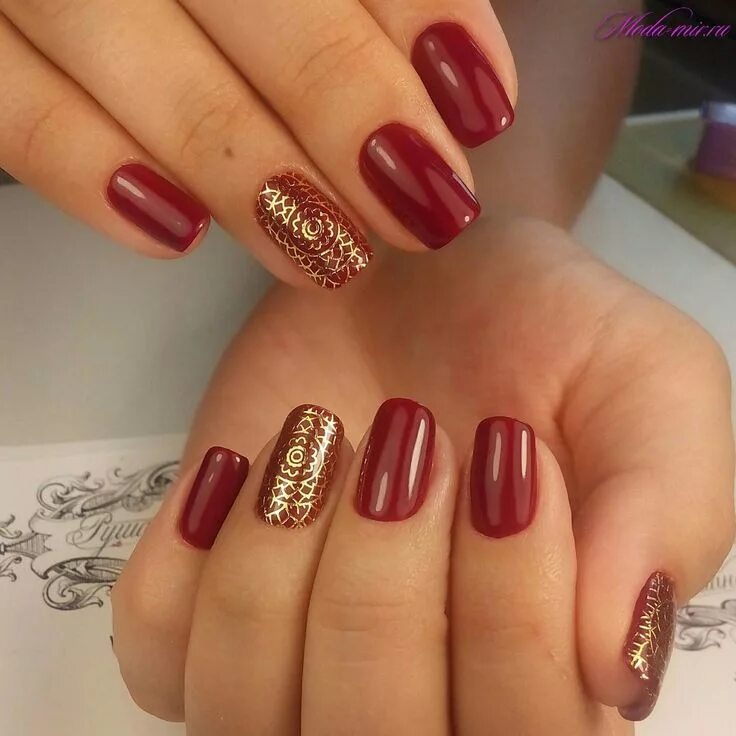 Fall nails Burgundy nails, Maroon nails, Gold nails