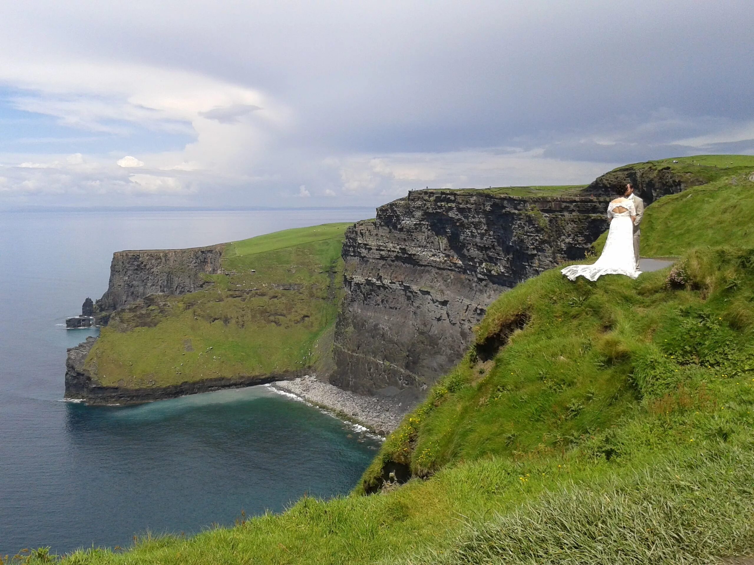 Белые клифы. Cliffs of Moher Ирландия шторм. Свадьба в Ирландии. Cliffs of Moher Ирландия ночные фото.