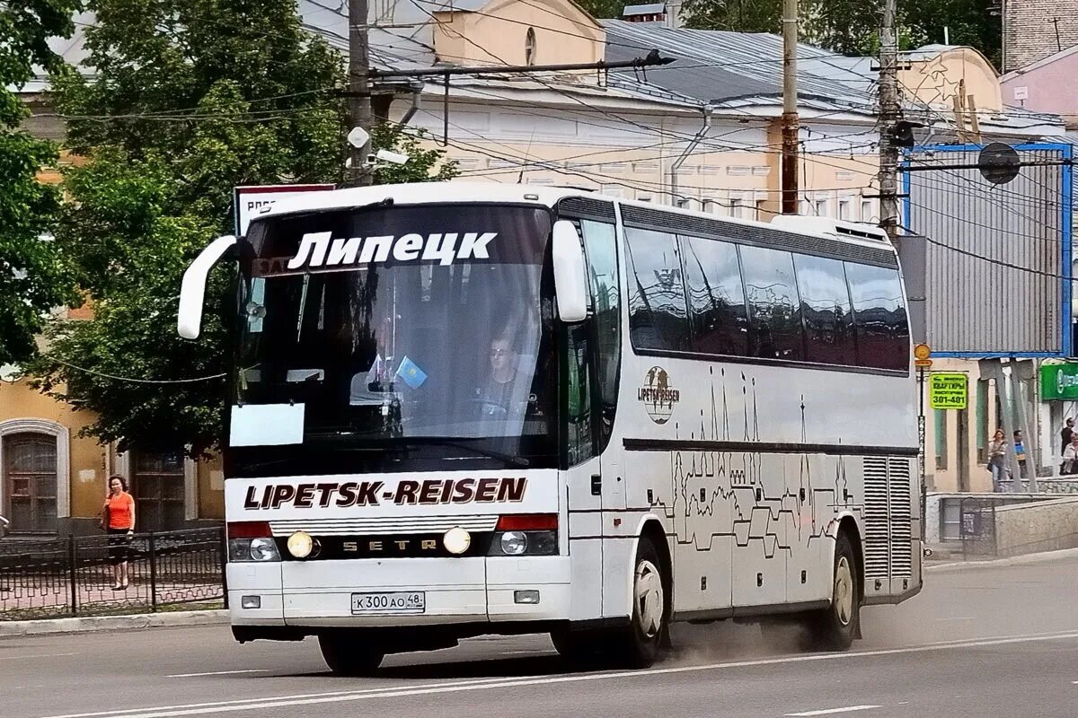 липецкие рейсы елец. расположение мест в автобусе люкс тревел. люкс тревел липецк автобусы. люкс тревел москва липецк. автобус липецк тревел.