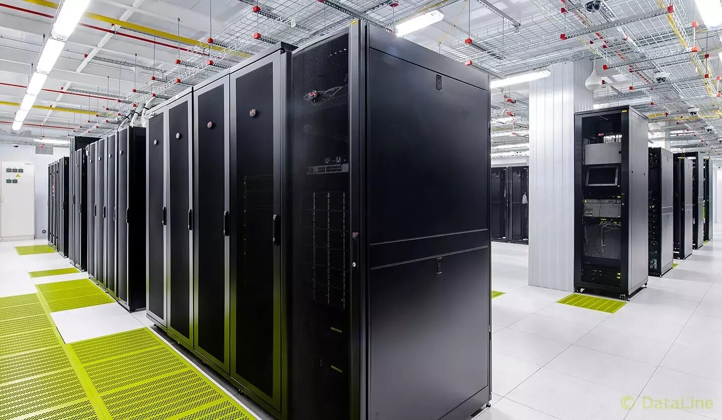 Сервера дата 2. Модульный цод 3data. Дата центр селектел. Стойка с серверами в цод. Цод aws.