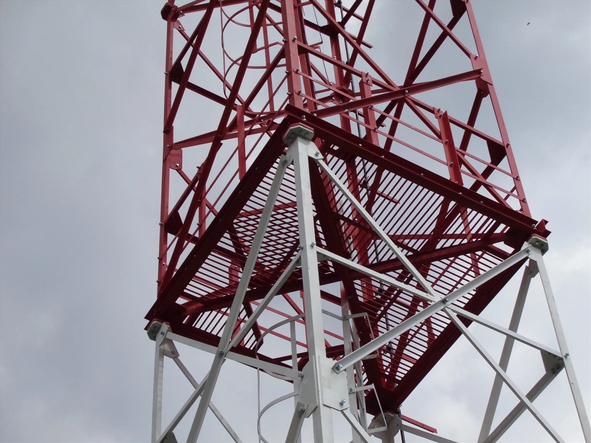 Мачта аму-2-4-450. Мачта крым 1500. Мачта решетчатая. Мачта для дымовой трубы 15м. Фермная мачта тм 45.