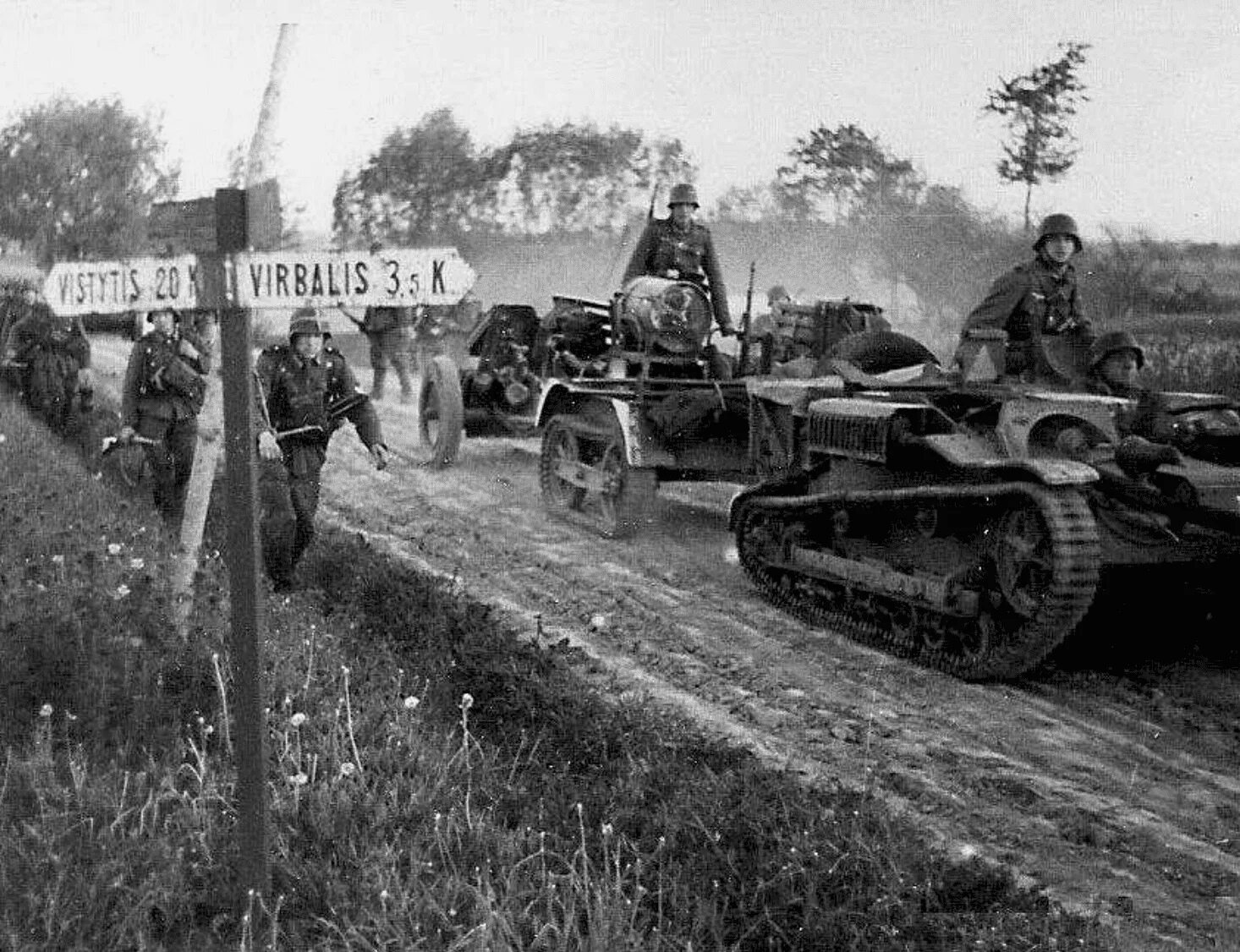 Операция Барбаросса лето 1941. Наступление вермахта 1941. Операция Барбаросса вторая мировая. Операция Барбаросса бои 1941. Немецкая операция барбаросса