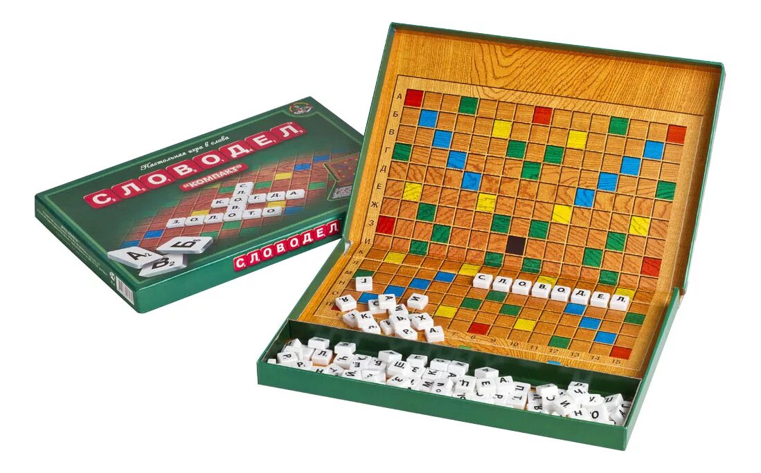 Подростки играют в настольные игры. Настольные игры для школьников. Десятое королевство ходилка. Настольная игра ходилка винни пух. Игра в настольные игры.