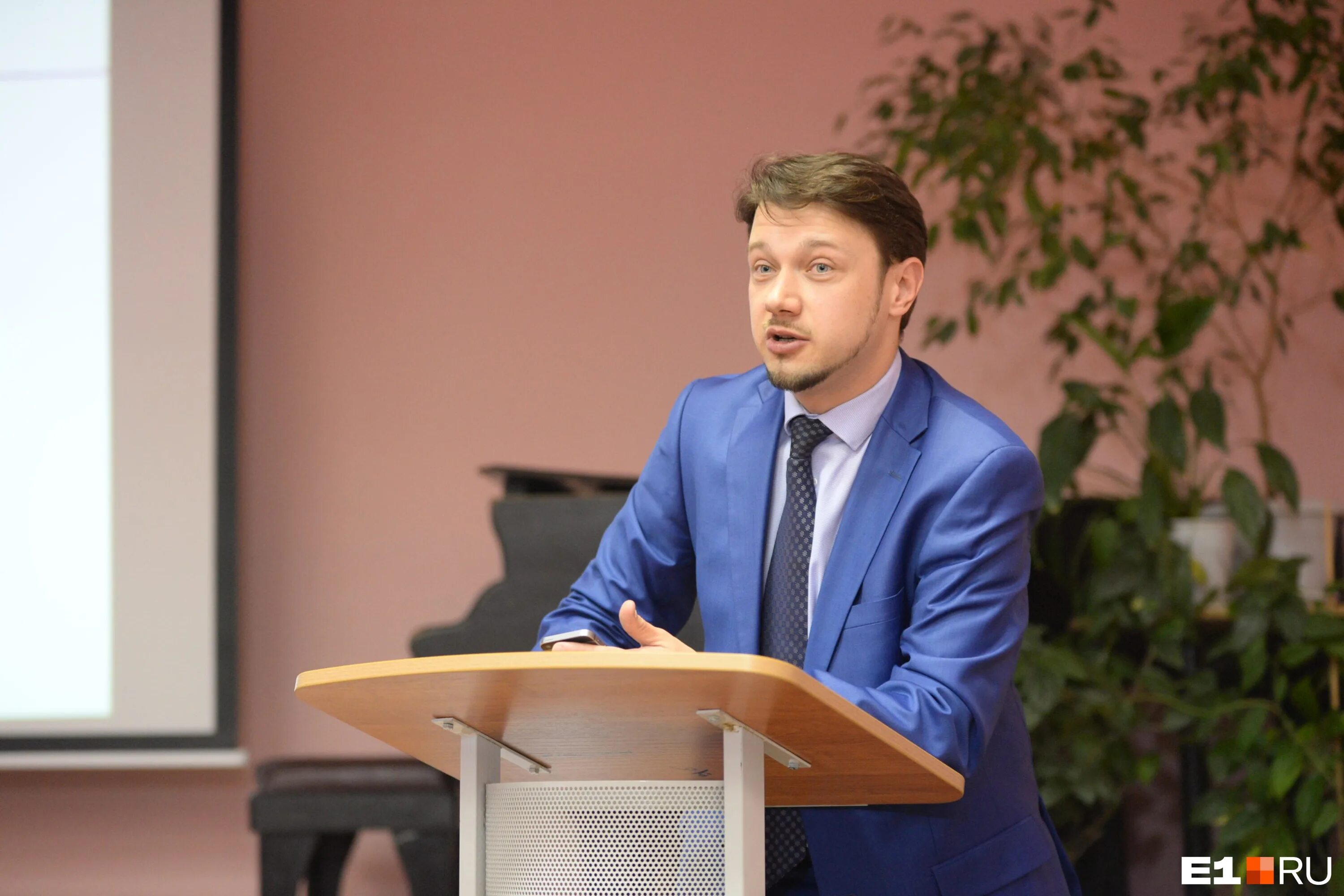 анатолий ганьба киров цдс. юрий грудинин бериева директор. бывший директор. задержан директор \мку кировское. бейбит алшимбаевич мухамедин.