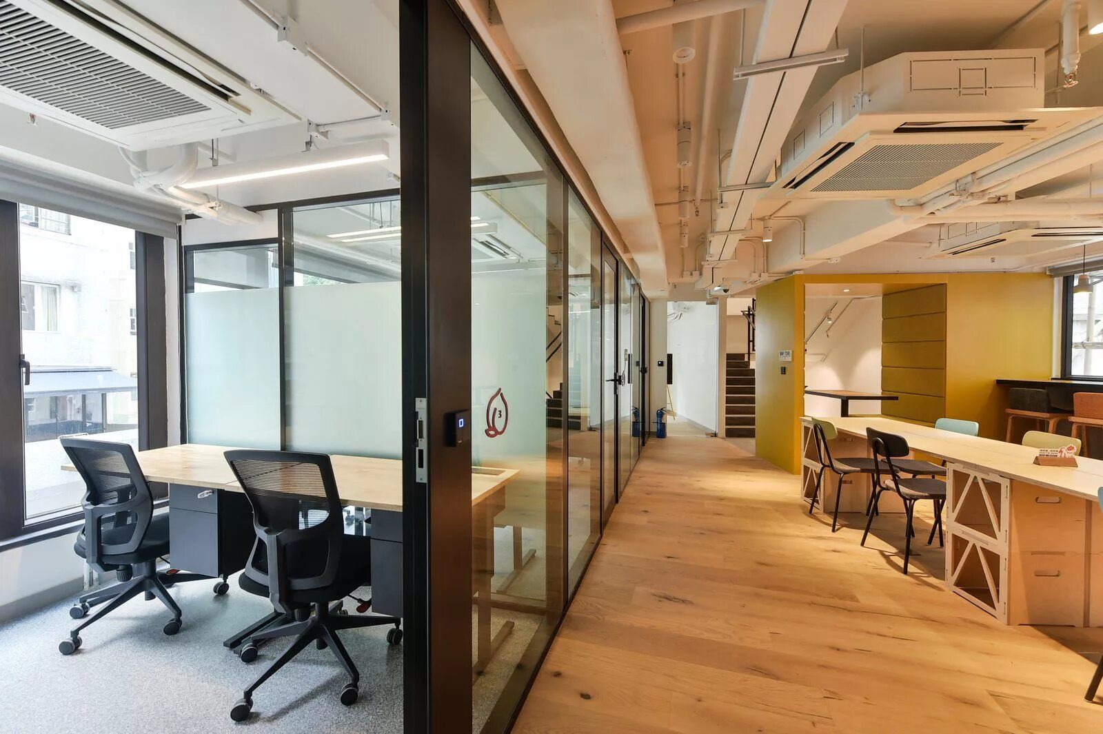 Коворкинг ключ даниловская мануфактура. Коворкинг красные ворота. Коворкинг 14 аэросити. Коворкинг в подмосковье. Коворкинг красные ворота.