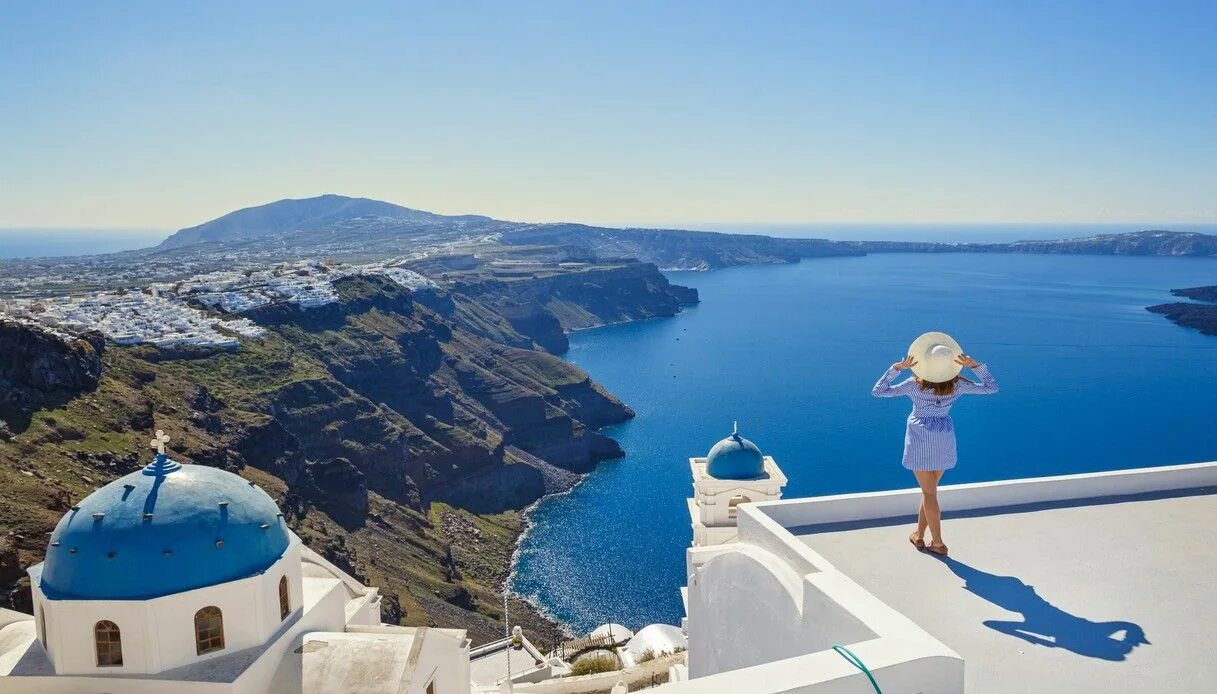 Санторини греция фото. Best holiday destinations. Best holiday destinations. Best holiday destinations. Мальдивы шри ланка бунгало.
