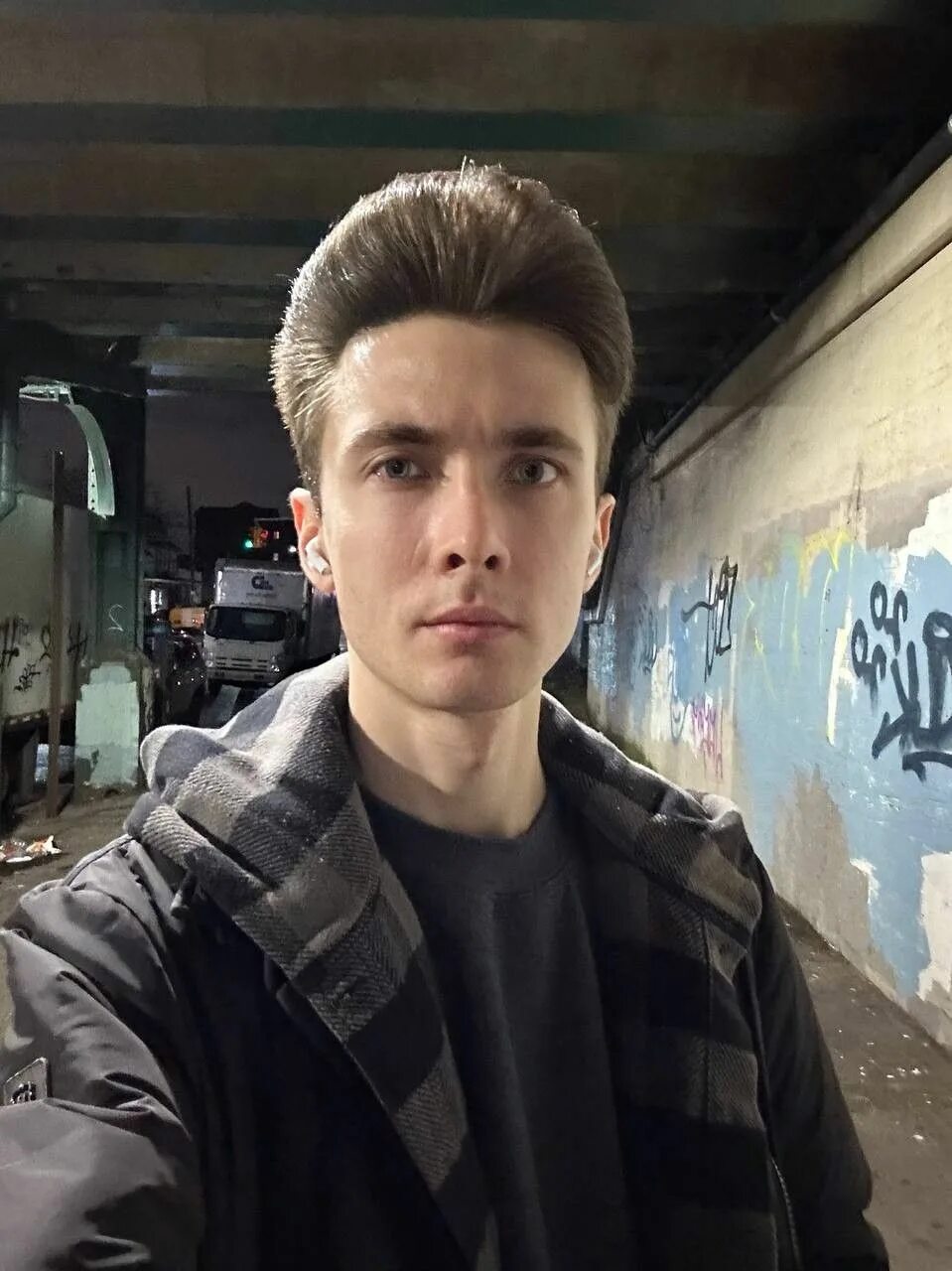 Хесус в нью-йорке. Jesusavgn блоггер. Хесус в нью-йорке. Хесус живет в сша. Jesusavgn лысый.