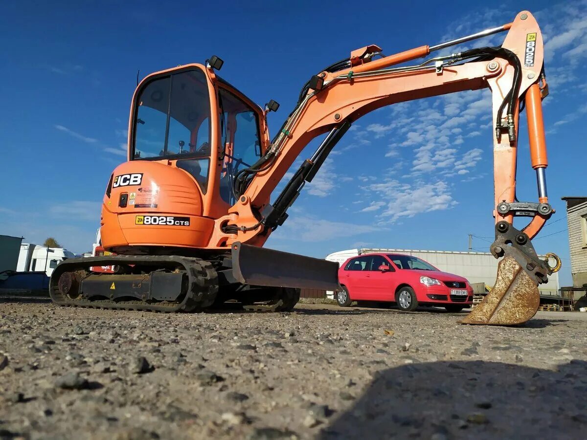 Лучшие мини экскаваторы. Мини-экскаватор JCB 8025 ZTS. JCB 8026cts. JCB 8035 ZTS. Миниэкскаватор JCB 800 CTS.