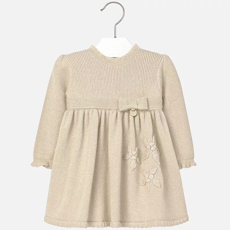 Платье мазекея детское. Детское платье из льна. Девочка а бежевом платьице. Shened / платье ассоль. Платья mayoral платье бежевое.