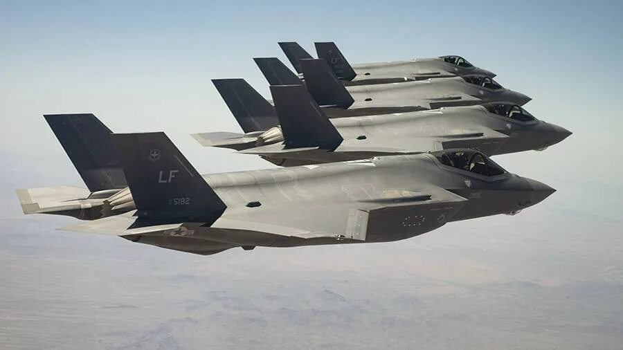 F22 raptor. F22 raptor. Новый американский стелс бомбардировщик b-21. Американский истребитель 6 поколения. F-35 лайтнинг ii.