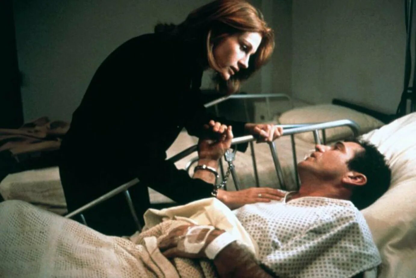 Теория заговора - conspiracy theory (1997). Теория заговора 1997 постер. Теория заговора фильм 1997. Мэл гибсон теория заговора 1997. Джулия робертс теория заговора.