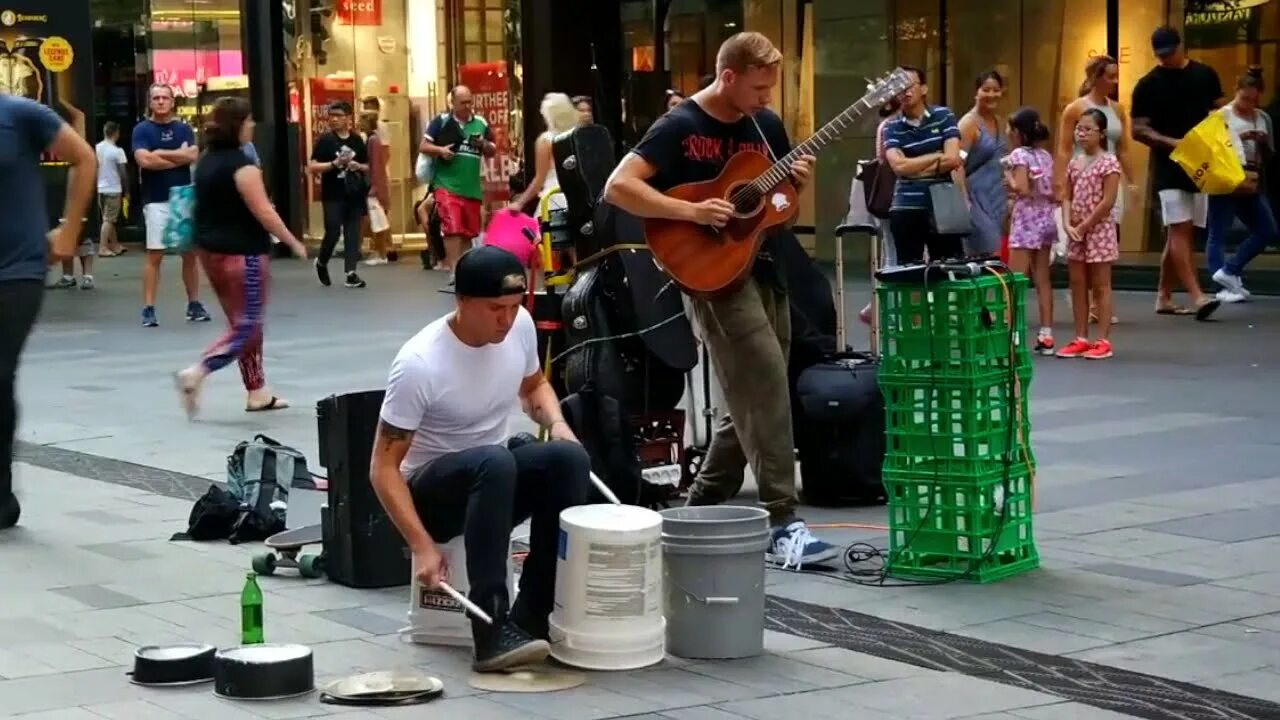 Morf music. Morf уличный музыкант. уличные музыканты в японии. уличные музыканты в америке. уличный музыкант казахстан.