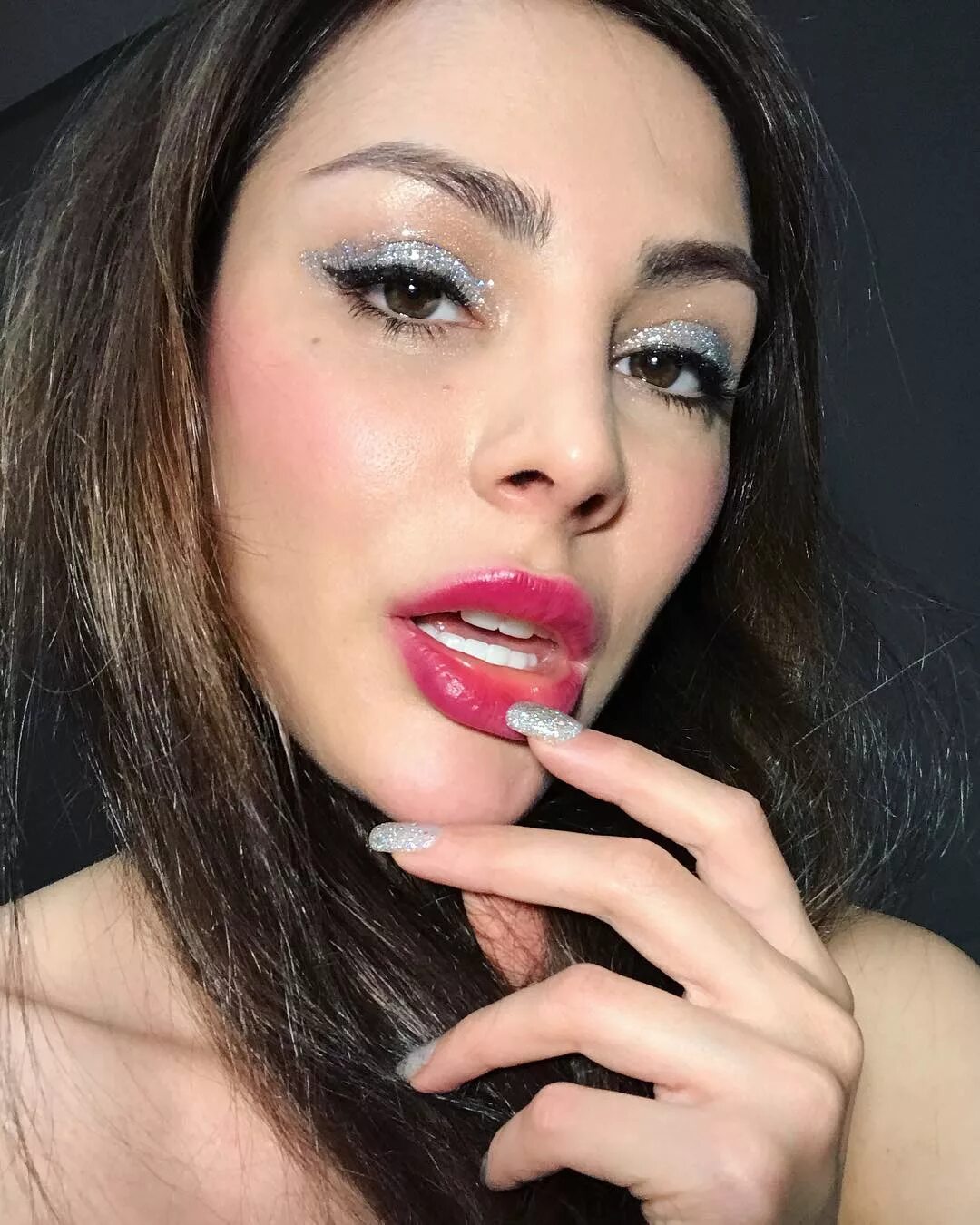 Ника вайпер. Блоггер с разными глазами. Блоггер с разными глазами. Ника вайпер актриса. Блоггер с разными глазами.